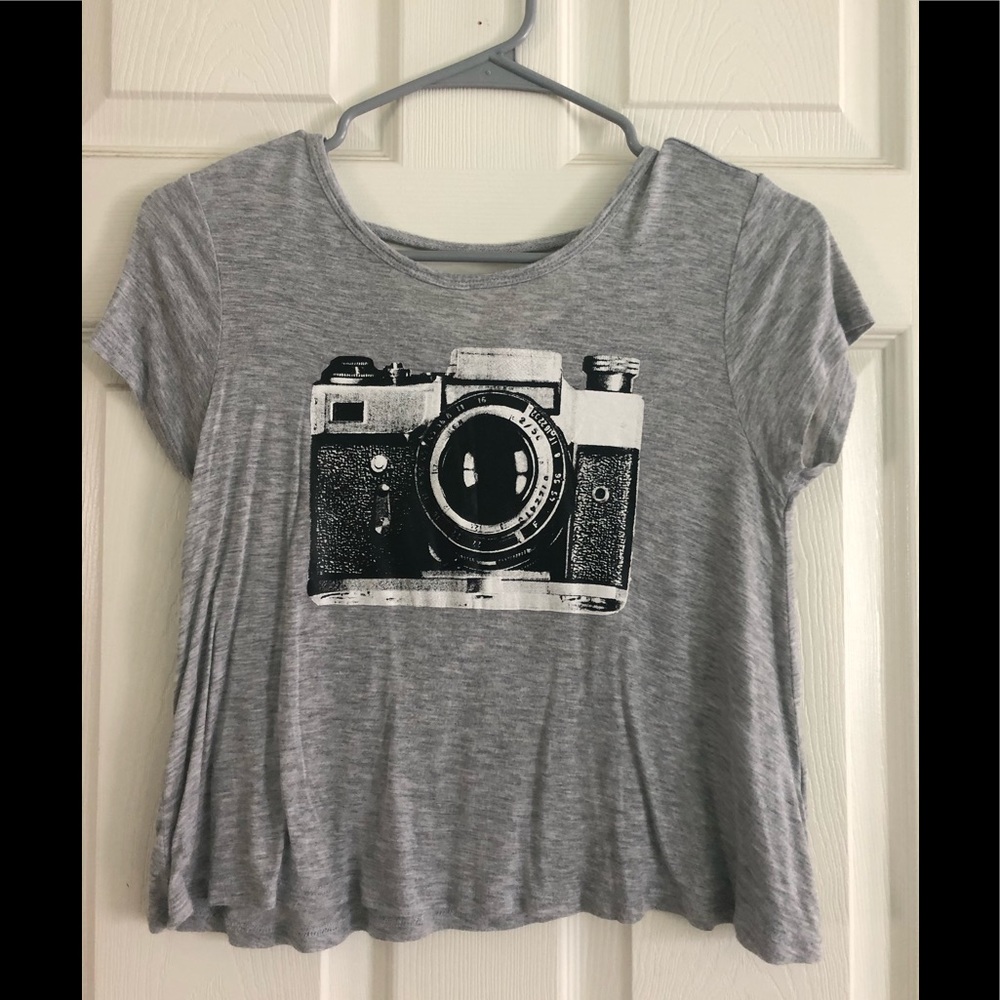 Forever 21 “camara ” top